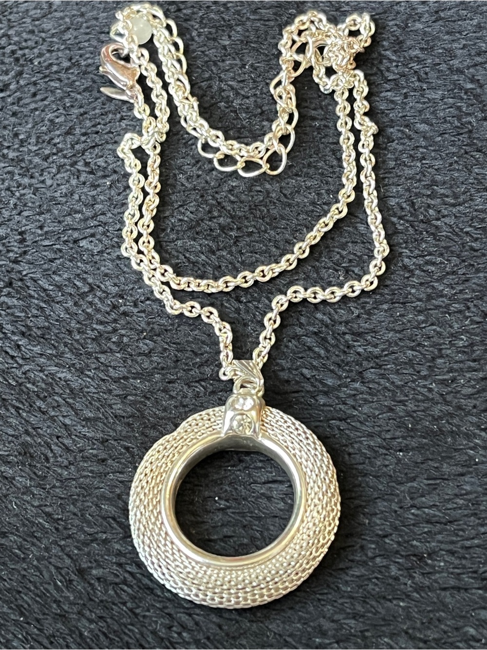 PMA Silver Tone 20” Textured Circle Rhinestone Pendant Necklace